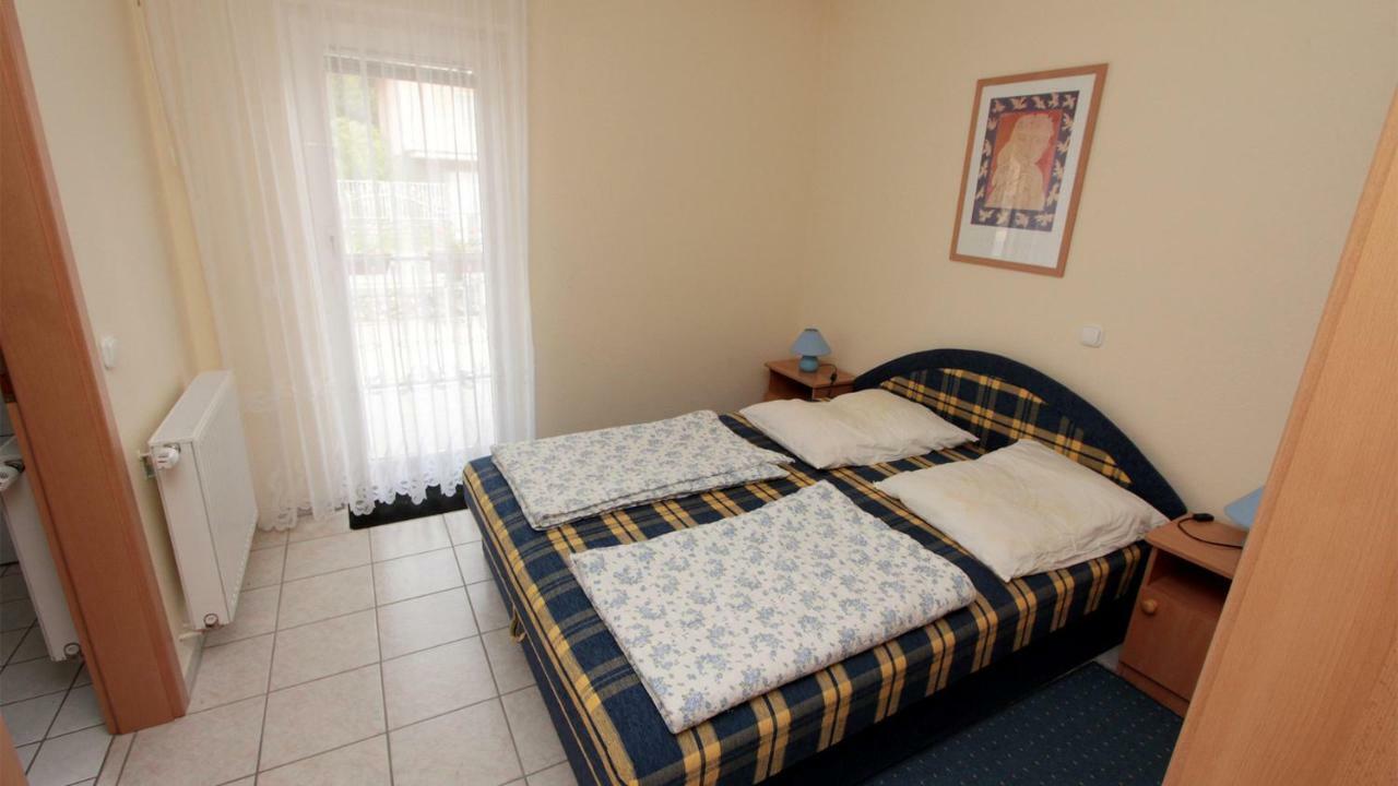 Lena Apartman Hévíz Buitenkant foto