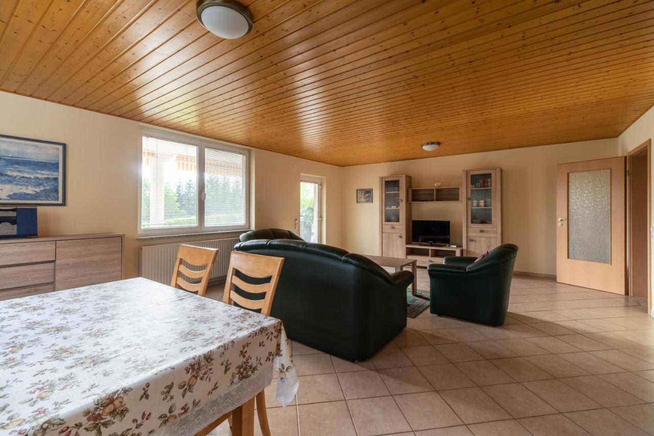 Lena Apartman Hévíz Buitenkant foto